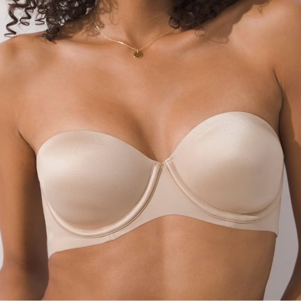 Soma strapless bra “vanishing strapless”; 38C; tan; used good condition